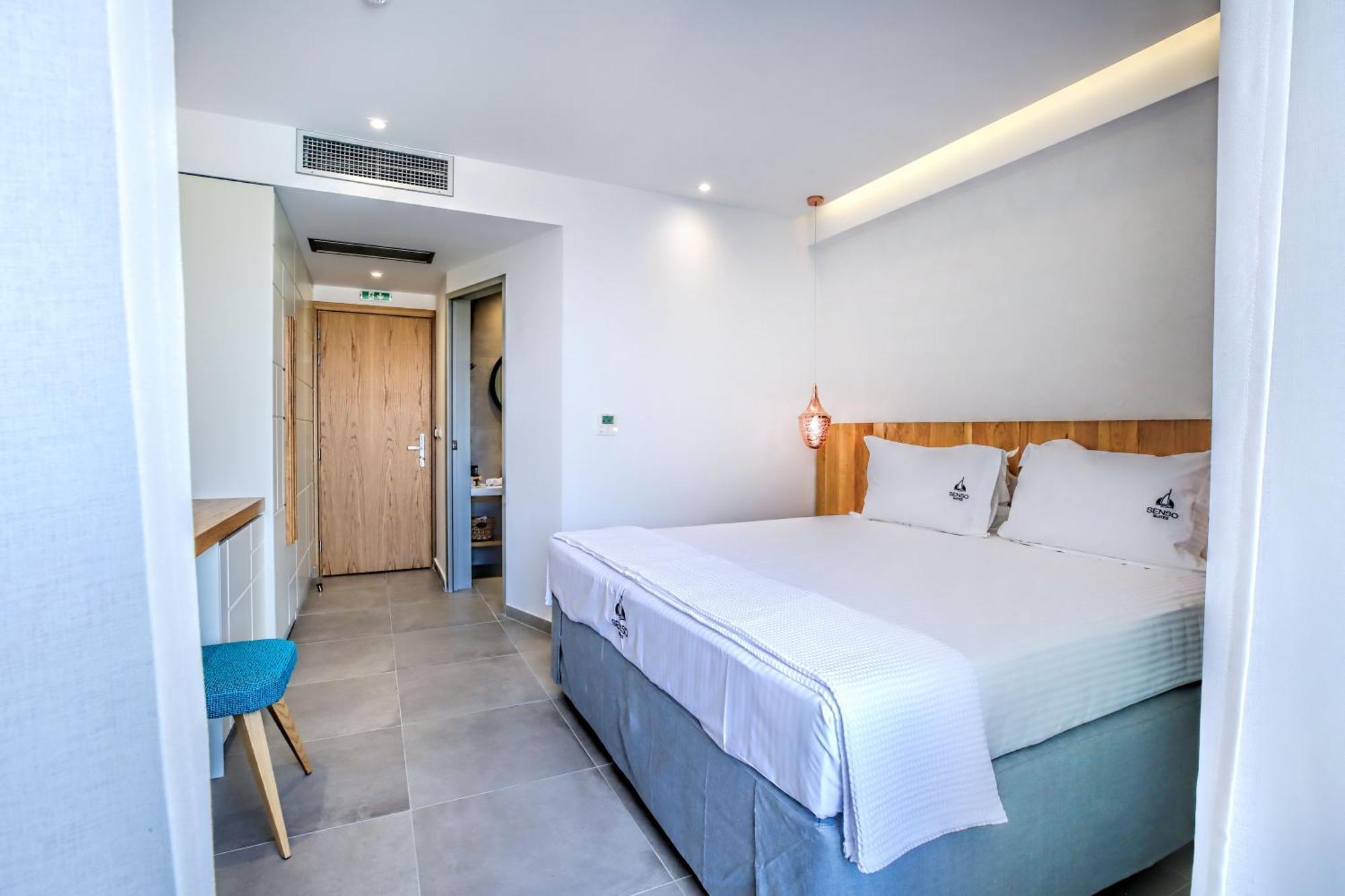 Senso Suites Néa Péramos Exterior foto